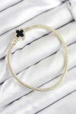Pirinç Charm Zirkon Taşlı Yonca Model Gold Renk Kadın Bileklik
