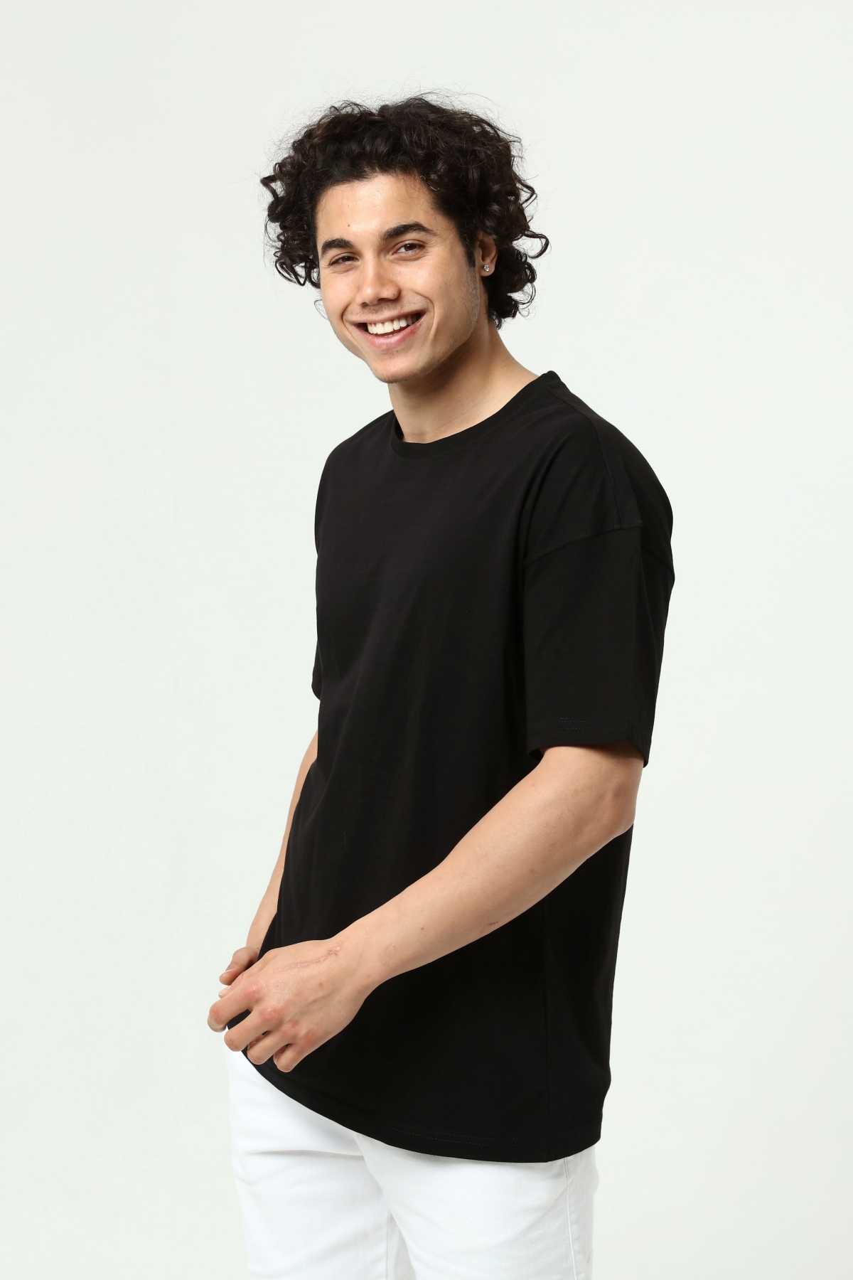 Siyah Erkek Basic Oversize Bisiklet Yaka Kısa Kollu T-Shirt