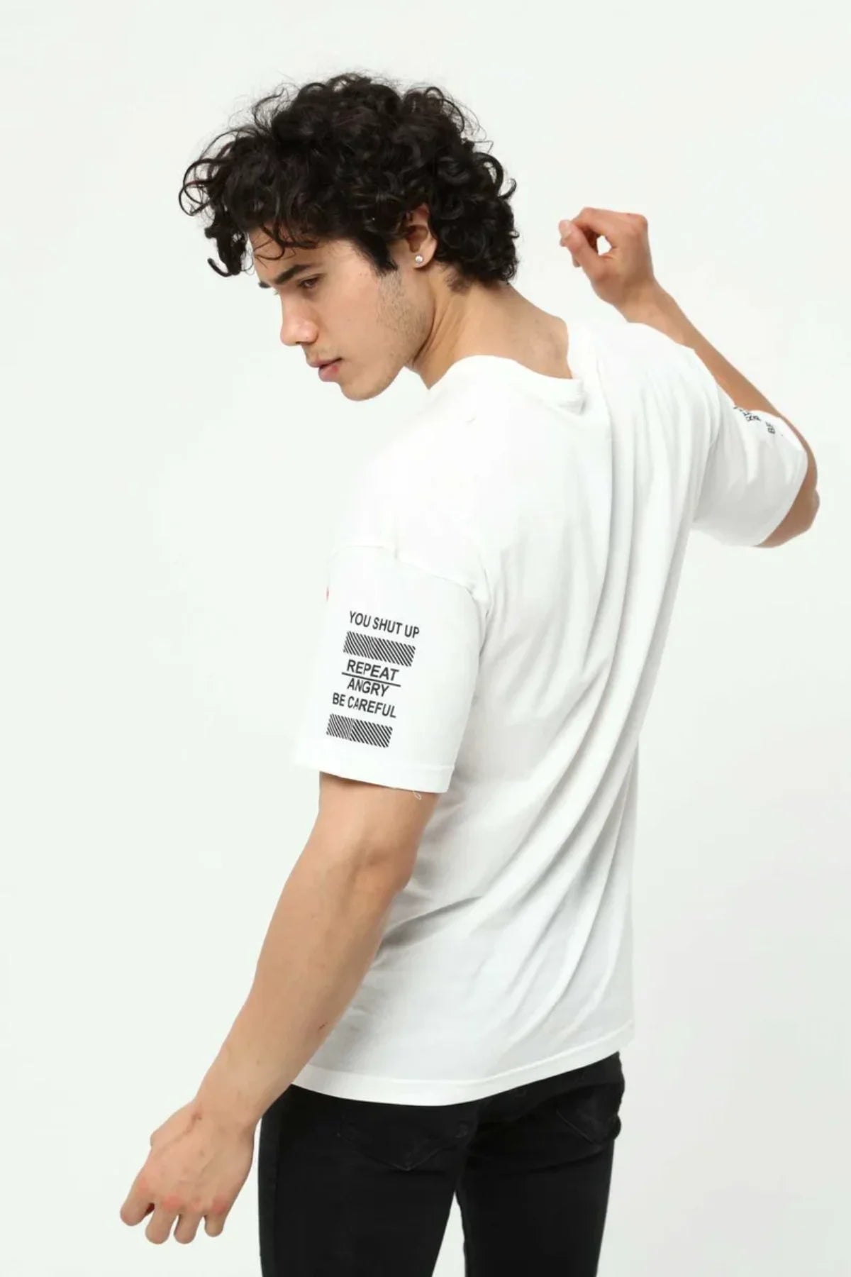 Beyaz Ön ve Kol Baskılı Erkek Oversize Kısa Kollu T-Shirt