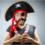 Yetişkin Boy Kadife Kaptan Jack Sparrow Korsan Şapkası ve Plastik Korsan Göz Maskesi - Görsel 2