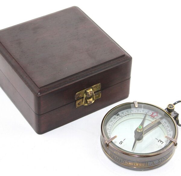 Ahşap Kutulu Pirinç Pusula Model 10