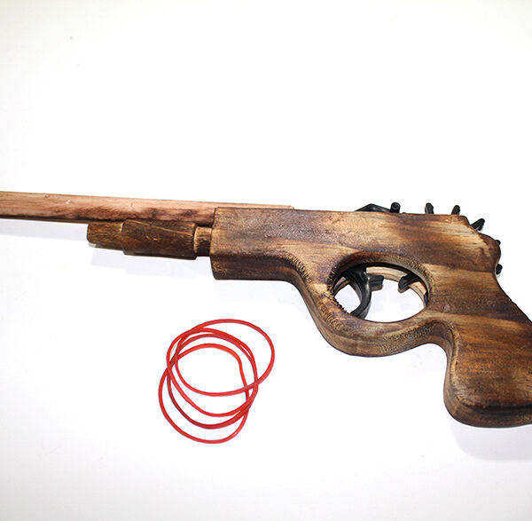 Ahşap Lastik Atan Tabanca