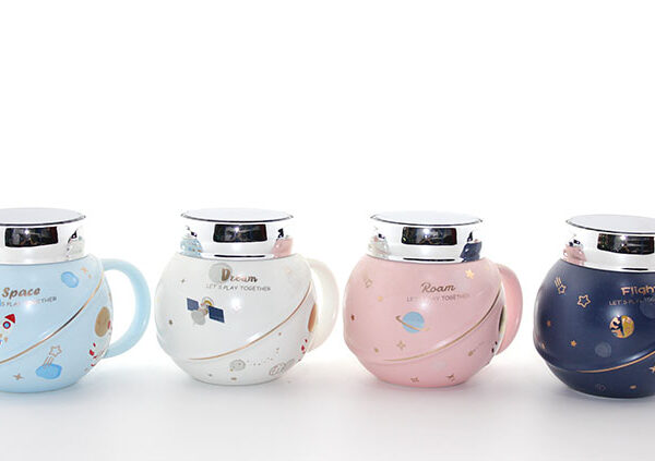 Ayna Kapaklı Astronot Tasarımlı Porselen Kupa Bardak