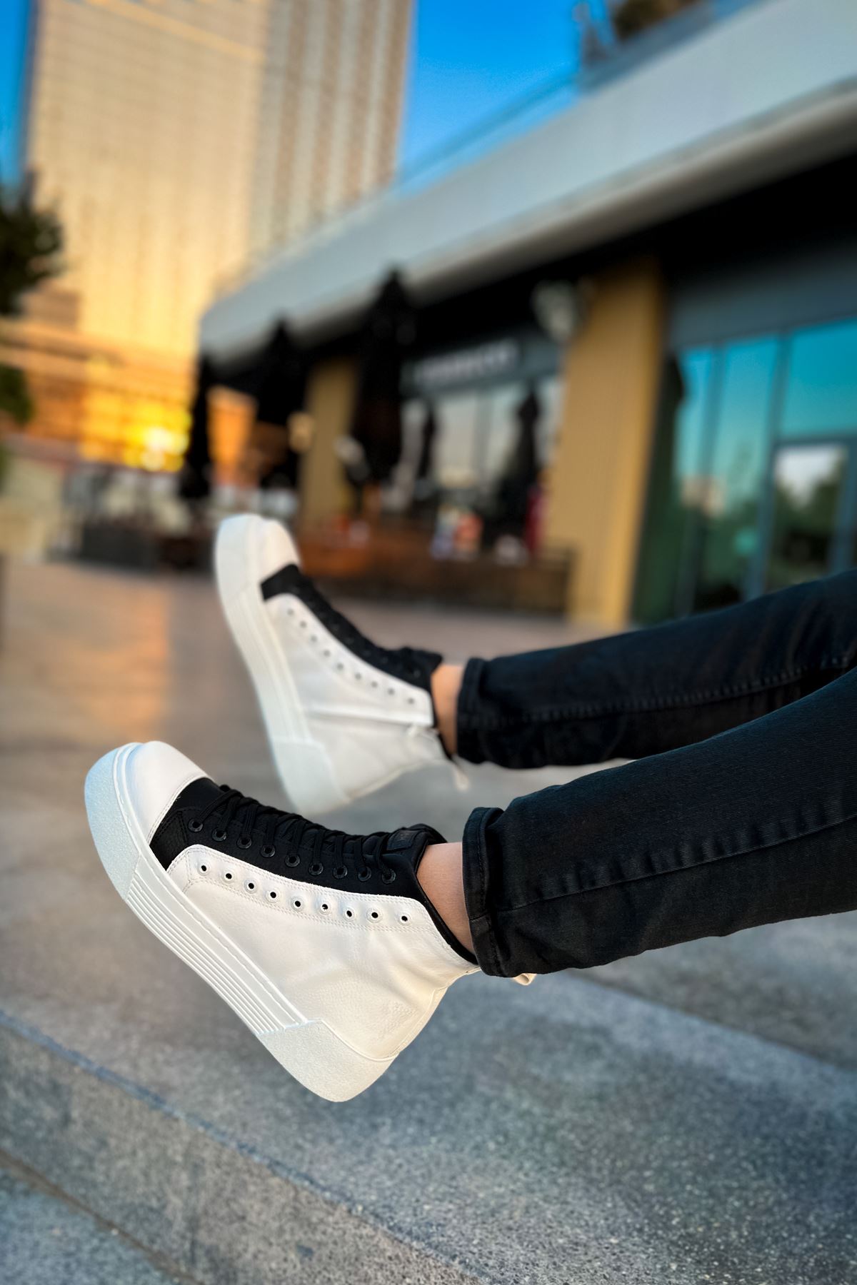 ch167-gbt-blazer-erkek-bot-b-24784_4 CH167 - GBT Blazer Erkek Bot BEYAZ/SIYAH - Görsel 4