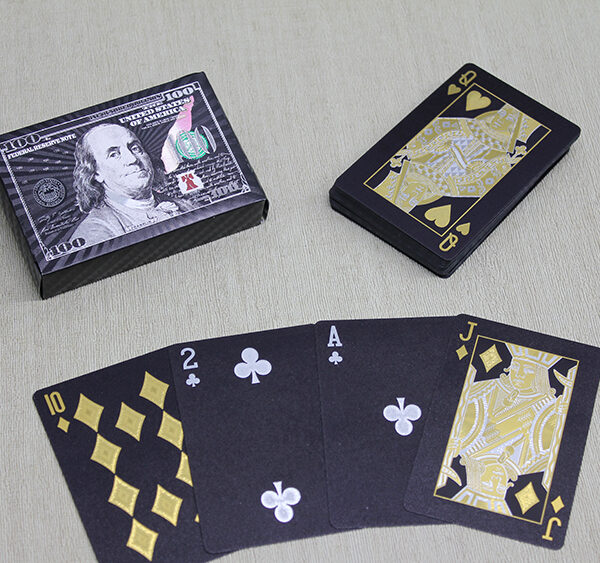 Gümüş Dolar Tasarımlı Siyah İskambil Oyun Kartı