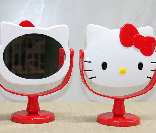 Hello Kitty Masaüstü Ayna