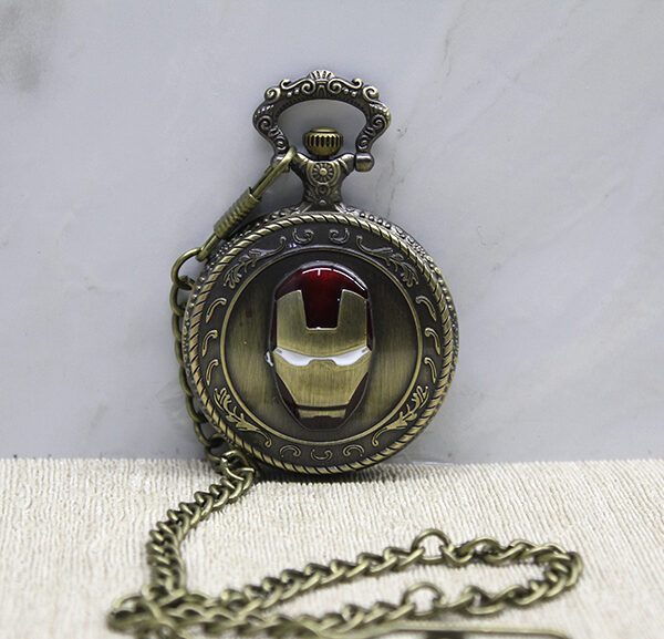 Iron Man Tasarımlı Köstekli Saat