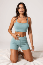 Kadın Açık Mavi Şortlu Kaşkorse Gecelik Takım – Modern, Konforlu ve Günlük Kombinlere Uygun - Görsel 2