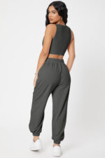 Kadın Antrasit Gri Kaşkorse Cepli Jogger Eşofman Altı ve Crop Top Bluz – Şık, Rahat ve Kolay Kombinlenebilir - Görsel 2