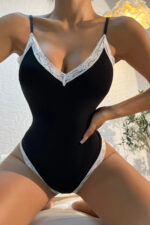 Kadın Beyaz Dantel Işlemeli Siyah Tulum Gecelik – Modern ve Şık Tasarım - Görsel 2