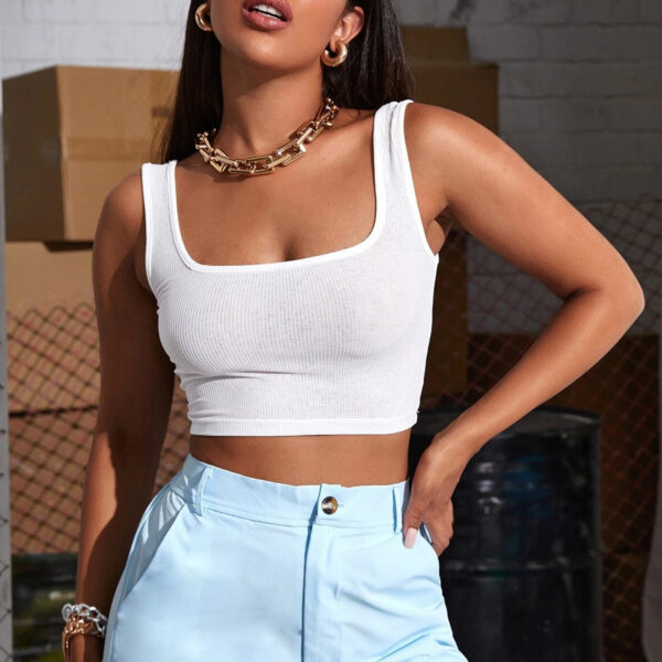 Kadın Beyaz Kalın Askılı Crop Top Büstiyer – Modern ve Şık Tasarım