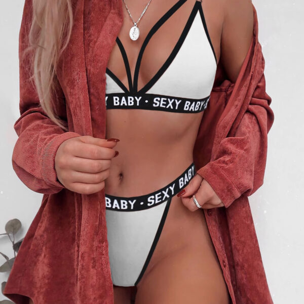 Kadın Beyaz Yazı Detaylı Ipli Sütyen Takımı – Modern, Konforlu ve Günlük Kombinlere Uygun