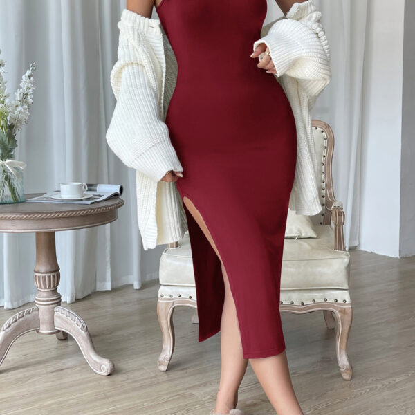 Kadın Bordo Yırtmaçlı Diz Altı Vücüdu Saran Gecelik