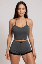 Kadın Gri Kaşkorse Sırt ve Bacak Kısmı Dantel Detaylı Şortlu Gecelik Takım – Modern, Konforlu ve Günlük Kombinlere Uygun - Görsel 2