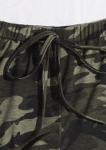 Kadın Kamuflaj Desenli Askılı Crop Top ve Şortlu Gecelik Takım – Modern, Konforlu ve Günlük Kombinlere Uygun - Görsel 5