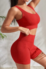 Kadın Kırmızı Kalın Askılı Yüksek Bel Şortlu Gecelik Takımı – Modern, Konforlu ve Günlük Kombinlere Uygun - Görsel 4