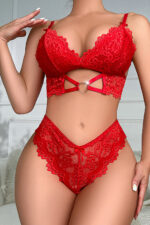 Kadın Kırmızı Kalp Tokalı Çapraz Lastik Detaylı Dantel İç Çamaşır Takımı – Modern, Konforlu - Görsel 5