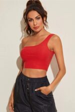 Kadın Kırmızı Tek Omuz Crop Büstiyer – Modern ve Şık Tasarım - Görsel 2