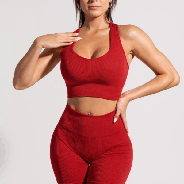 Kadın Kırmızı Yüksek Bel Çapraz Sırt Detaylı Şortlu Gecelik Takım – Modern, Konforlu ve Günlük Kombinlere Uygun