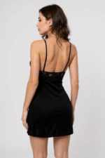 Kadın Siyah Bel ve Göğüs Kısmı Dantelli Askılı Gecelik – Modern ve Şık Tasarım - Görsel 5