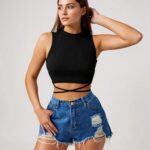 Kadın Siyah Çapraz Bağlamalı Crop Top Büstiyer – Modern ve Şık Tasarım - Görsel 2