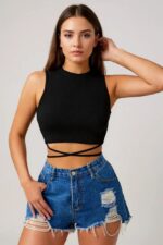 Kadın Siyah Çapraz Bağlamalı Crop Top Büstiyer – Modern ve Şık Tasarım - Görsel 5