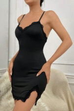 Kadın Siyah Göğsü ve Bacakları Dantelli Yırtmaçlı Şık Gecelik – Modern ve Şık Tasarım - Görsel 3