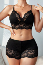 Kadın Siyah Kaşkorse ve Dantel Detaylı Şortlu Gecelik Takım - Görsel 4