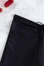 Kadın Siyah Önden Bağcıklı Deniz Şortu – Modern ve Şık Tasarım - Görsel 4