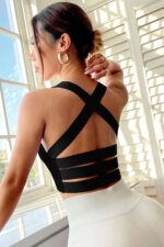 Kadın Siyah Sırtı Çapraz Lastik Detaylı Crop Top Bluz – Şık, Rahat ve Kolay Kombinlenebilir - Görsel 4