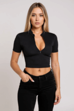 Kadın Siyah Yarım Fermuarlı ve Kısa Kollu Crop Top Bluz - Görsel 3
