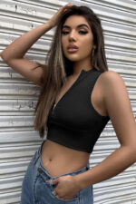 Kadın Siyah Yarım Fermuarlı Sıfır Kol Crop Top Bluz – Şık, Rahat ve Kolay Kombinlenebilir - Görsel 5