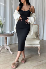 Kadın Siyah Yırtmaçlı Diz Altı Vücüdu Saran Gecelik - Görsel 4