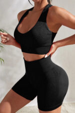 Kadın Siyah Yüksek Bel Çapraz Sırt Detaylı Şortlu Gecelik Takım – Modern, Konforlu ve Günlük Kombinlere Uygun - Görsel 4