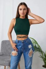 Kadın Yeşil Çapraz Bağlamalı Crop Top Büstiyer – Modern ve Şık Tasarım - Görsel 2