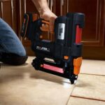 WORX WX844.9 20Volt 16-40mm Profesyonel Şarjlı Zımba Makinesi + 2700 Adet Yedek Zımba (Akü Dahil Değildir) - Görsel 5