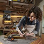 WORX WX990 MAKERX 20Volt 2.0Ah. Kömürsüz Profesyonel Gravür + 50MM Açılı Avuç Taşlama Kombo Set + 39 Parça aksesuar - Görsel 3